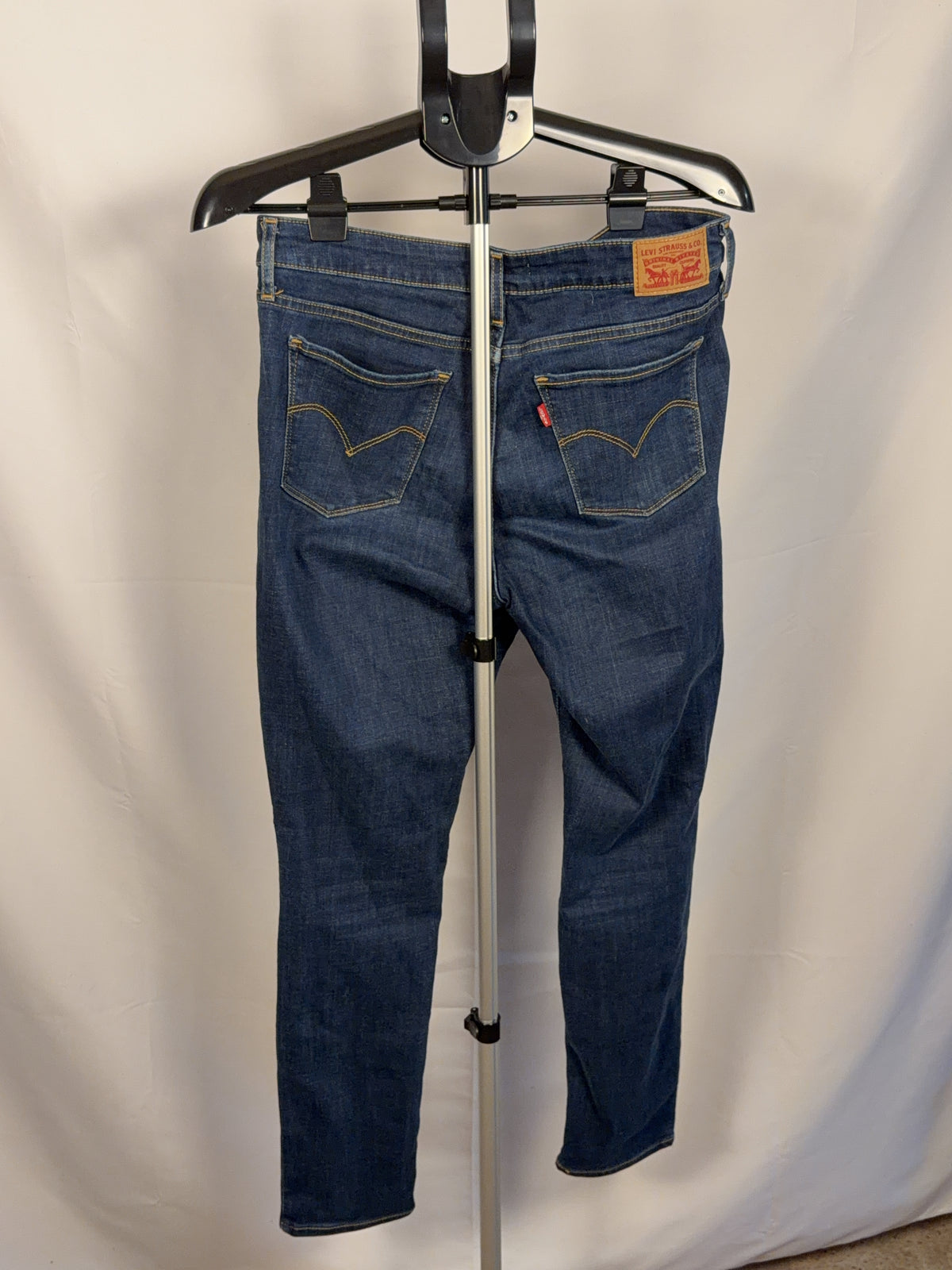 Levi Strauss & Co. Blue Bottom W31 L30