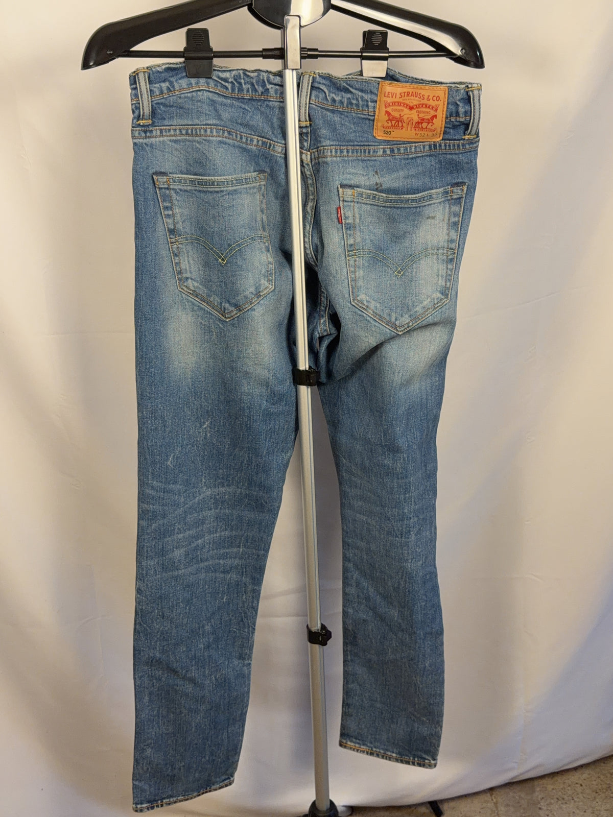 Levi Strauss & Co. Blue Bottom W32 L32