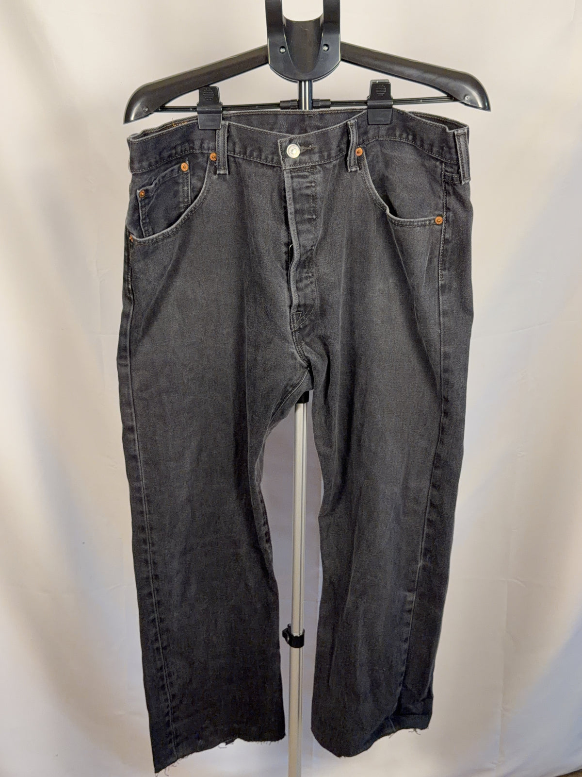 Levi Strauss & Co. Black Bottom Waist 38