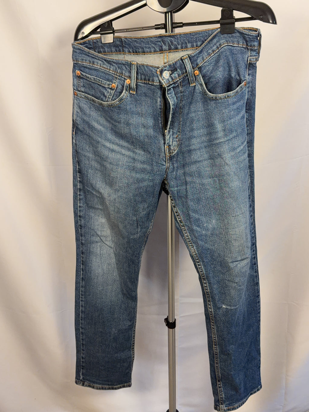 Levi's Blue Bottom W 34 L 30