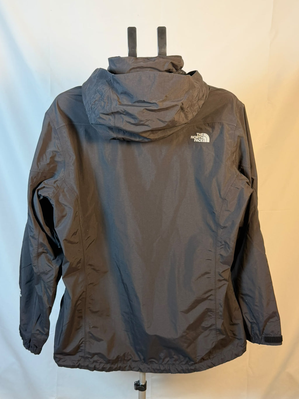 The North Face Women's XL windbreaker jacket