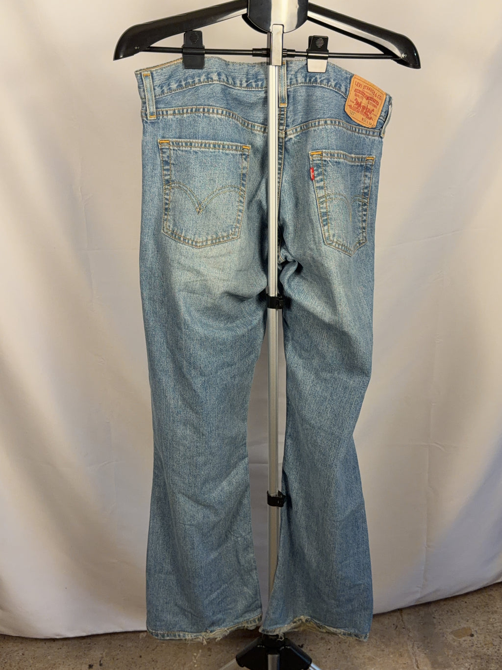 Levi Strauss & Co. Blue Bottom W34 L34